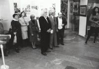 Pamětník získává Evropskou cenu Franze Kafky spolu s Jaroslavou Moserovou a Arnoštem Goldflamem, Praha 2001