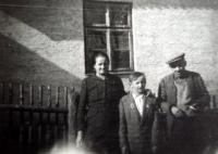 Parents and brother of Marie Antošová in 1947