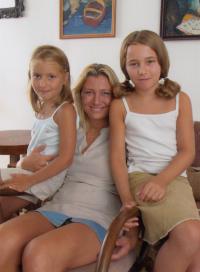 Martina Samková with her daughters