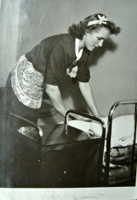 Květa working as a chambermaid, Zlín in 1943