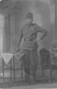 praděda Sabáček před odjezdem na italskou frontu - 1916