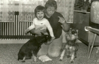V roce 1988 v pražském bytě