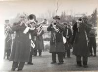 Janza hudebník - 1. zleva s trubkou