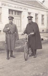 Tatínek Věry, hlídal hranice v Lanžhotě