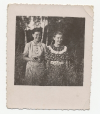Larissa a Rita Grünwaldovy, asi 1936