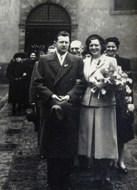 Dagmar Urbánková's wedding in Prague, 1950