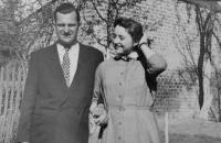 Sestra manžela Hana Řezníčková (Buxbaumová) s manželem