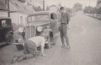 Píchnuté kolo, rok 1966