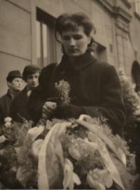 Zdeňka Formánková at the funeral of Jan Palach