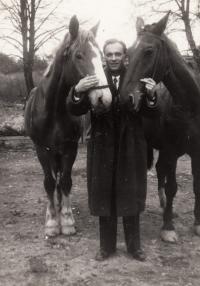 Oldřich Pláteník - manžel pí. Pláteníkové - 50. léta