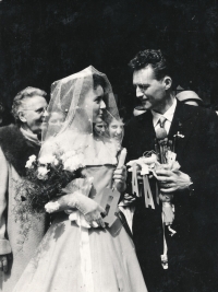 První svatba Evy Benešové (1960)