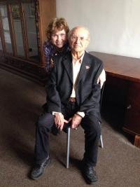 Jaromír Lisý s paní učitelkou Evou Erbenovou