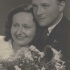Svatební fotografie Františka Schnurmachera a jeho manželky Vally. Oba vyvázli z vyhlazovacího koncentračního tábora v Osvětimi.