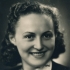 Věra Vencovská na maturitní fotografii (1948)