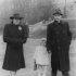 Pamětnice se svými rodiči (Marií a Edvardem) v Praze, rok 1943
