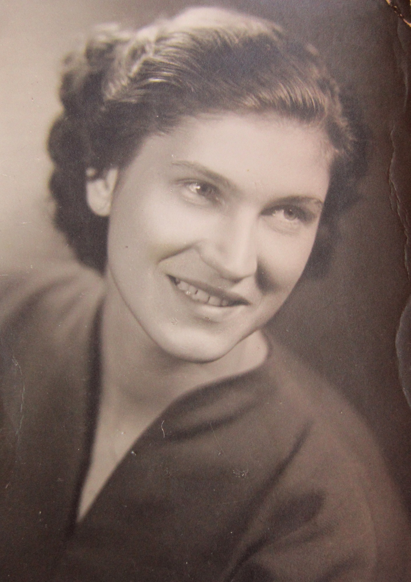 Ludmila Hermanová  (Olšaníková) v roce 1956