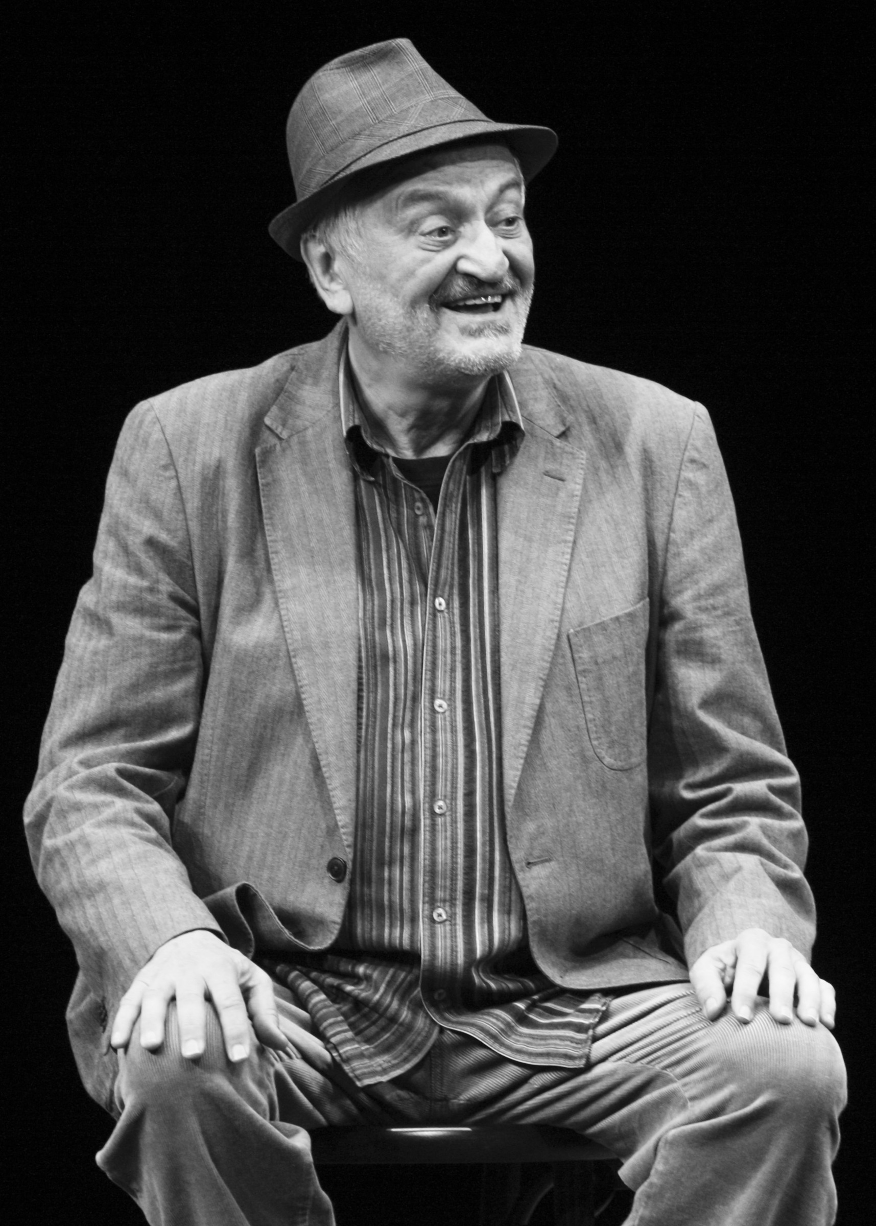 Milan Lasica in theatre (foto Ctibor Bachratý)