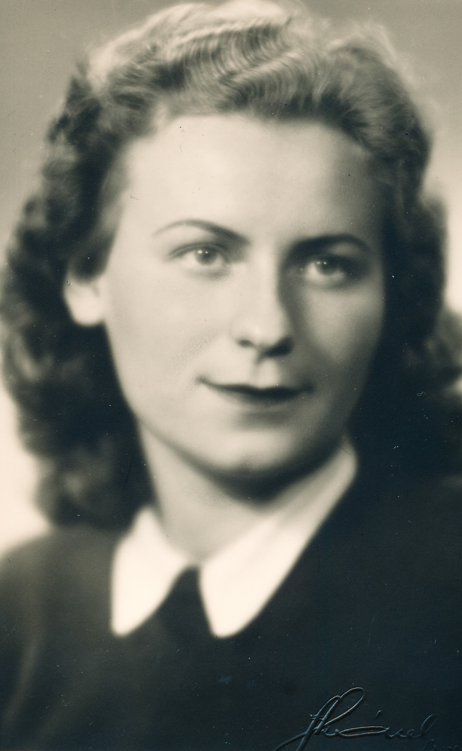 Jitka Pešová - Tobyášová, 1946